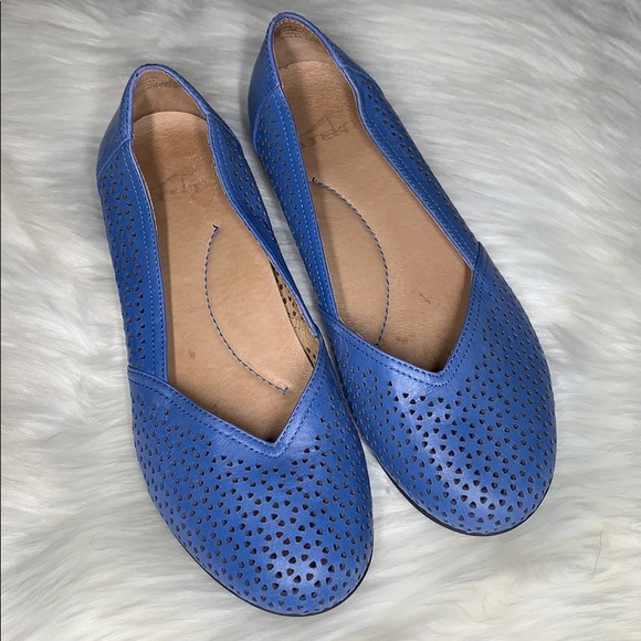 dansko ballet flats